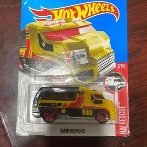 HOT WHEELS HW RESCUE TRUCK